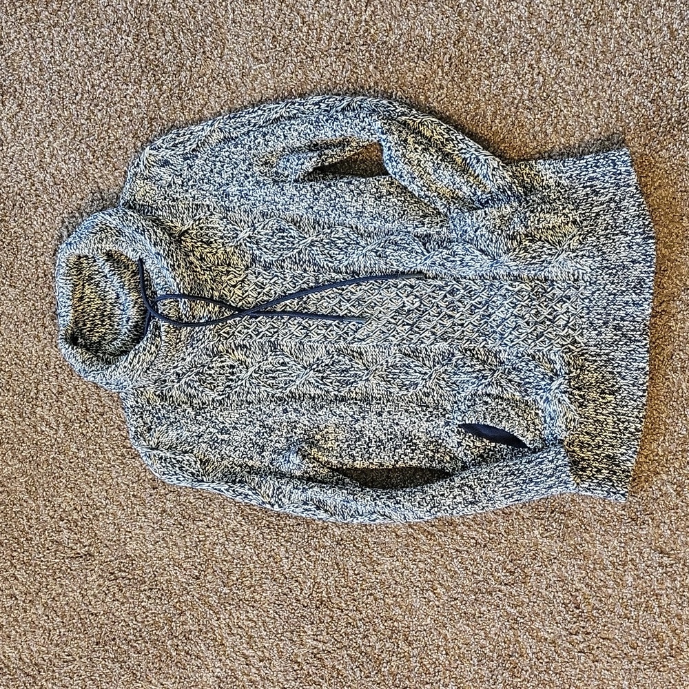 EUC LLBean signature sweater